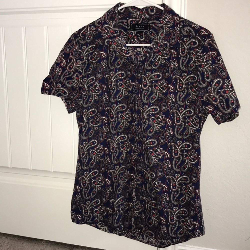 Men’s paisley button down